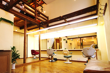 Pluss テル美容室 / 美容室 / 福岡市 渡辺通 春吉 / 渡辺通駅の近く